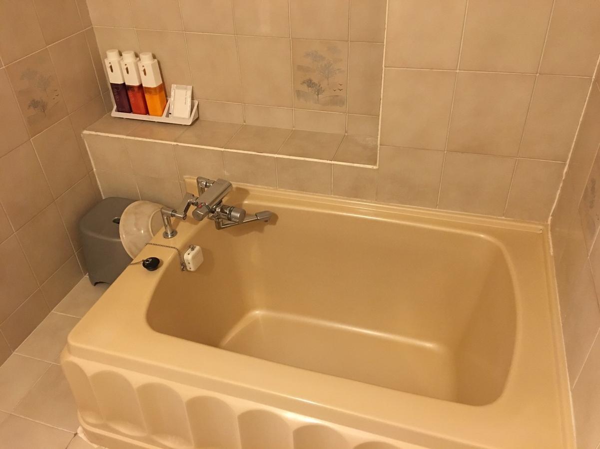 Business Hotel La Firenze Токио Екстериор снимка